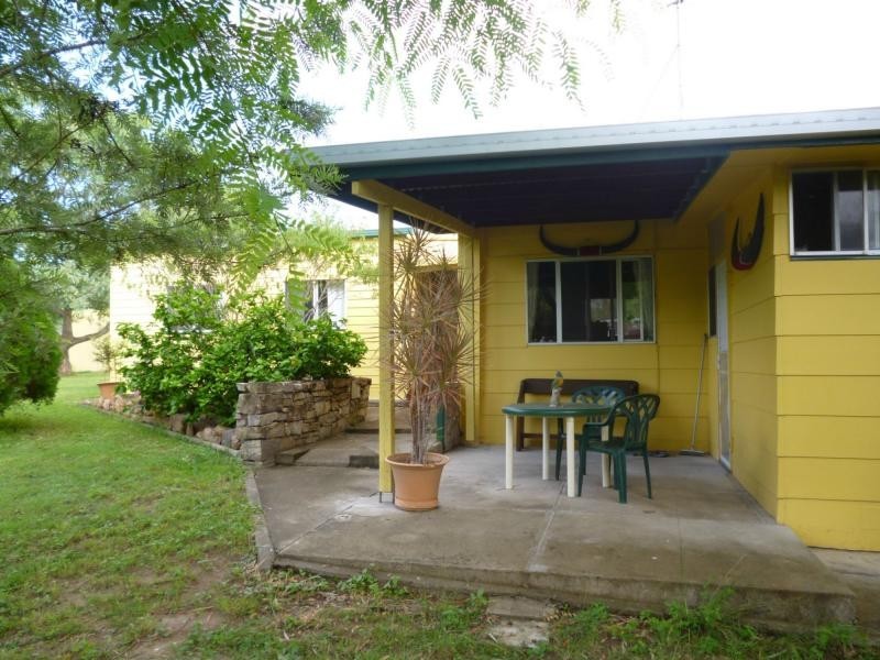 Coalstoun Lakes QLD 4621