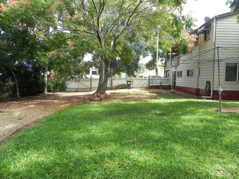 7 Stewart Street, Childers QLD 4660
