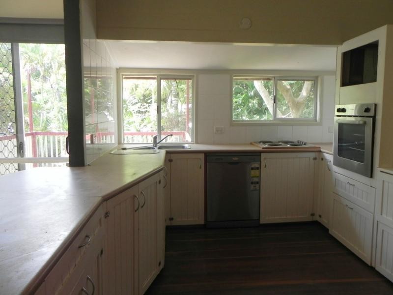 7 Stewart Street, Childers QLD 4660