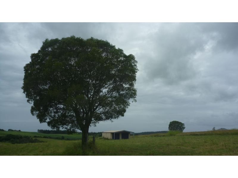 100 Old Creek Road, Childers QLD 4660