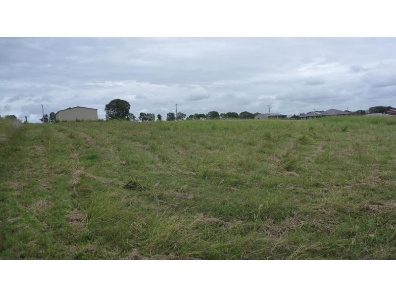 100 Old Creek Road, Childers QLD 4660