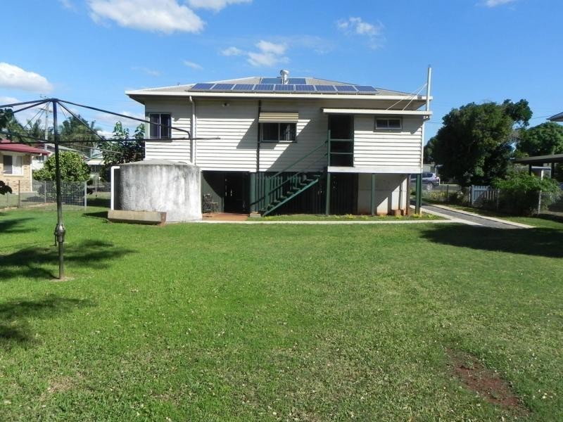 17 West Street, Childers QLD 4660