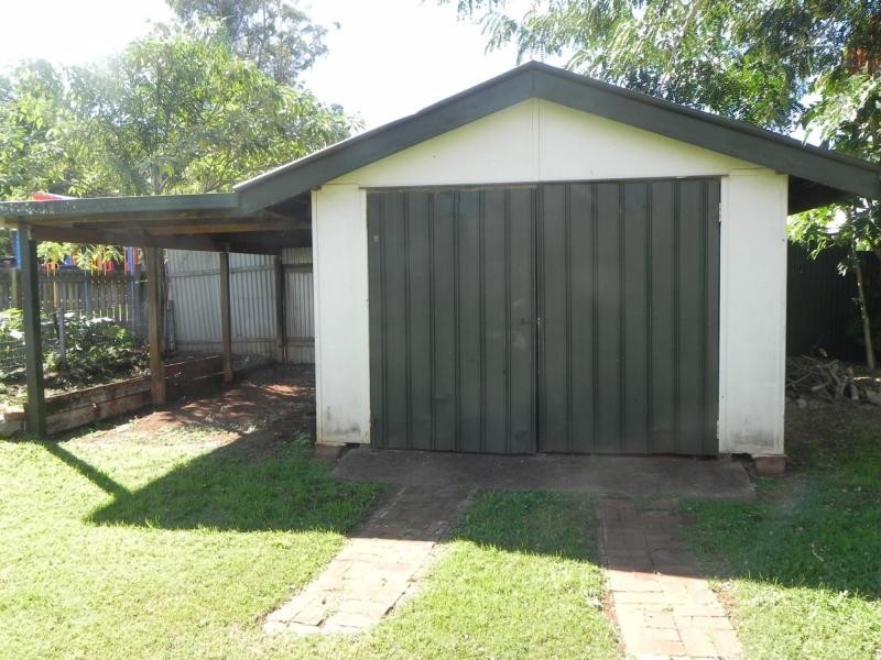 17 West Street, Childers QLD 4660