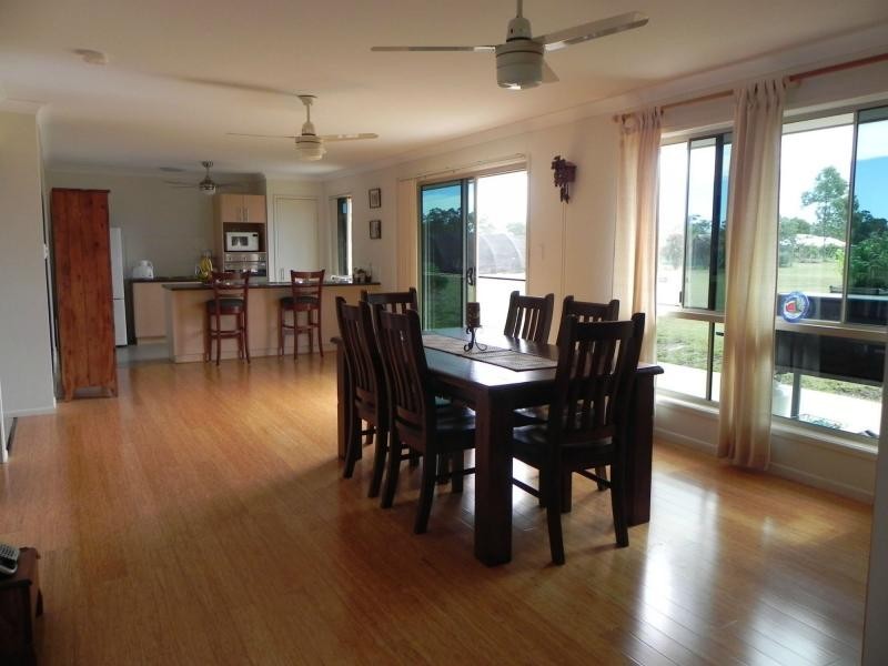 10 Rhythm Rise, Redridge QLD 4660