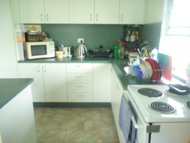 15 Hinkler Street, Childers QLD 4660