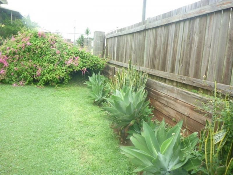 15 Hinkler Street, Childers QLD 4660