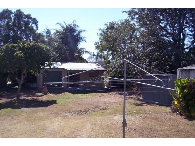 2 Gloucester Street, Biggenden QLD 4621