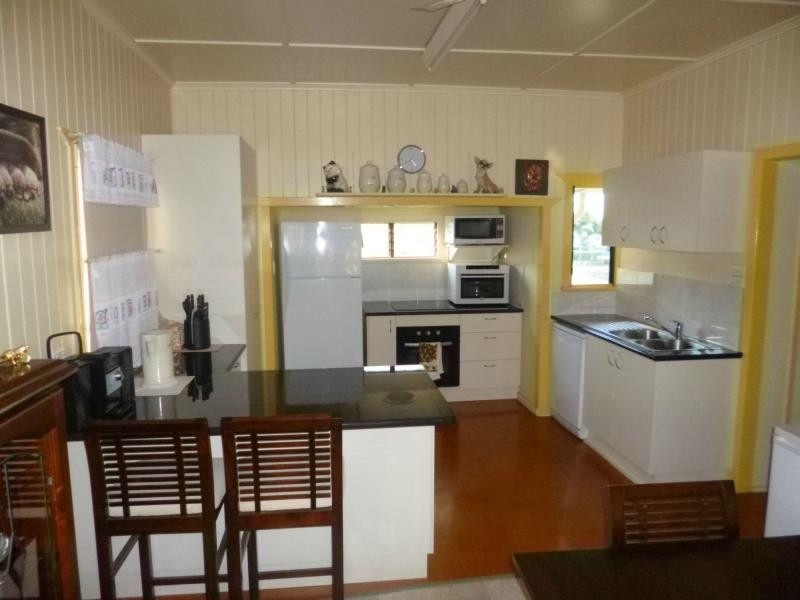 19 West Street, Childers QLD 4660