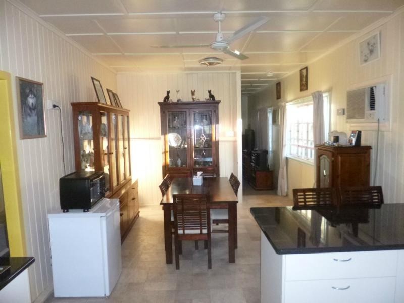 19 West Street, Childers QLD 4660