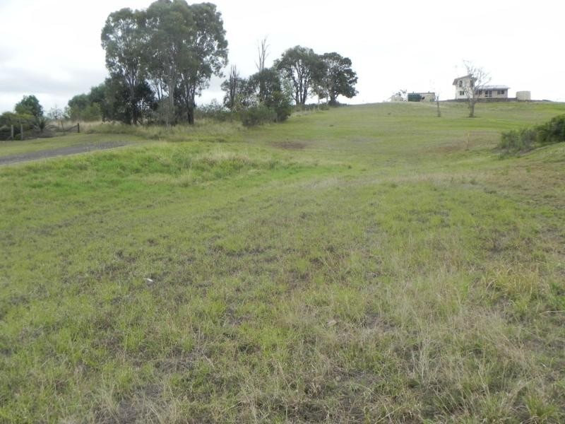 8 Bodalla Street, Apple Tree Creek QLD 4660