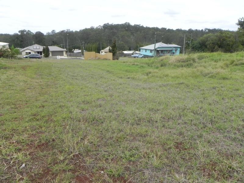 8 Bodalla Street, Apple Tree Creek QLD 4660