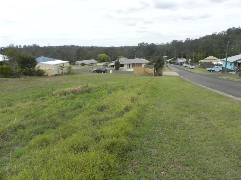 8 Bodalla Street, Apple Tree Creek QLD 4660