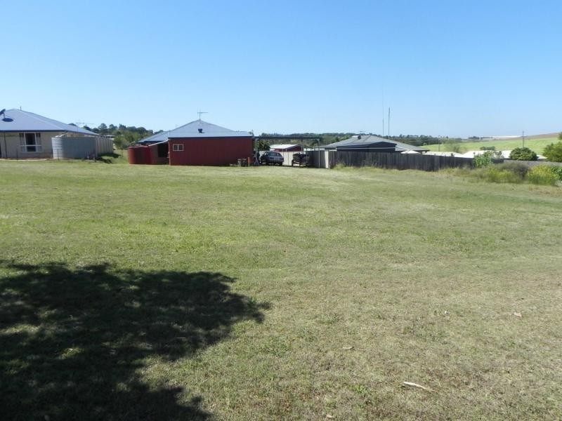 19 Taylor Street, Childers QLD 4660