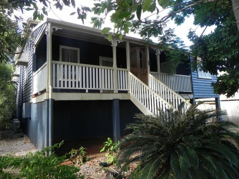 11 Gaydon Street, Childers QLD 4660