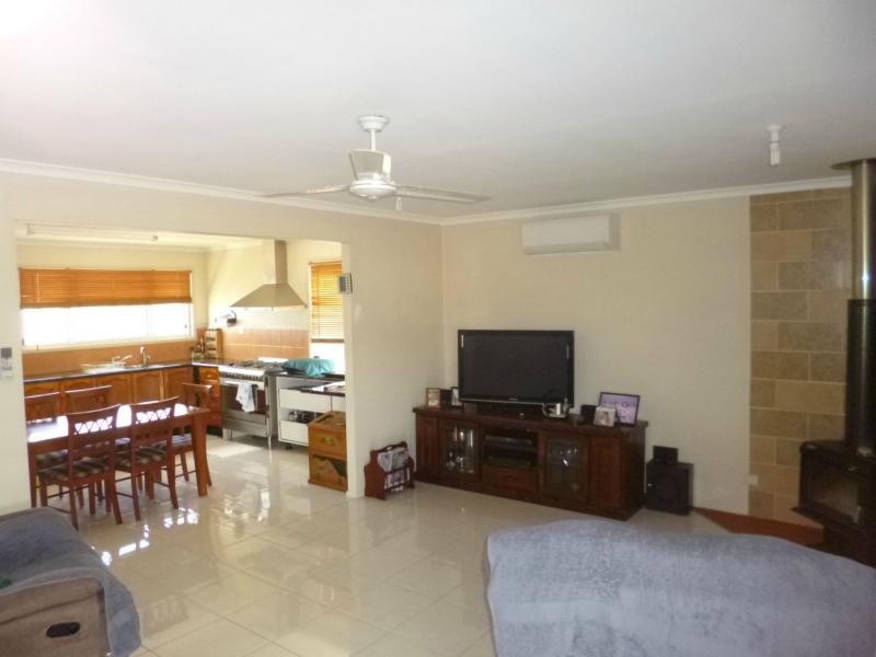 Redridge QLD 4660