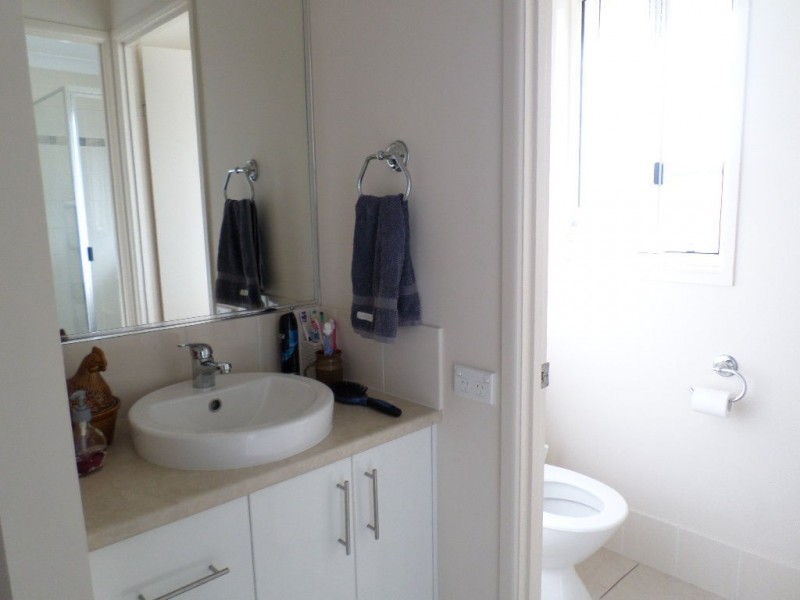 11 Homann Street, Buxton QLD 4660