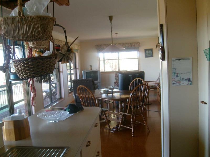 Isis Central QLD 4660