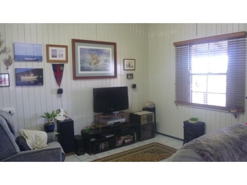 Alloway QLD 4670