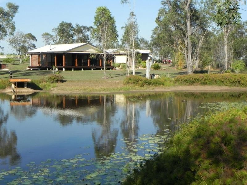 97 Oakview Drive, Redridge QLD 4660