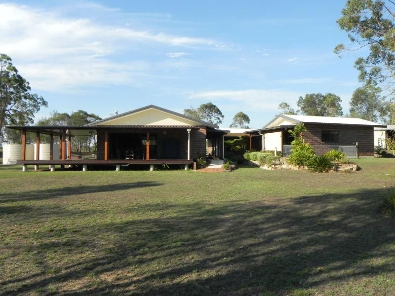 97 Oakview Drive, Redridge QLD 4660