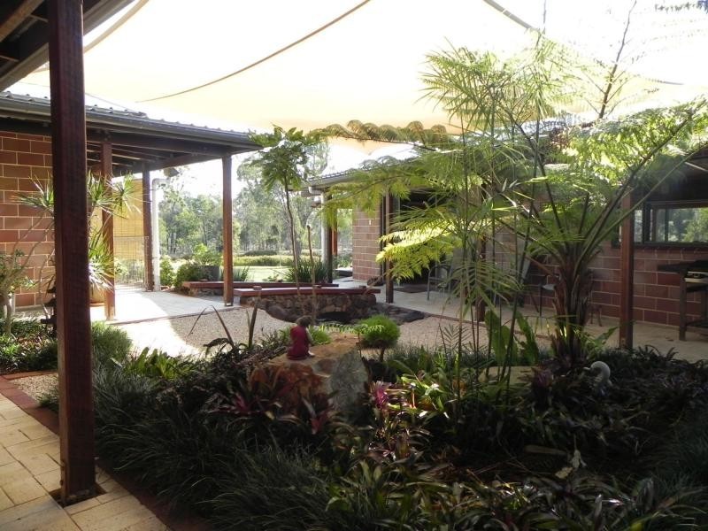 97 Oakview Drive, Redridge QLD 4660