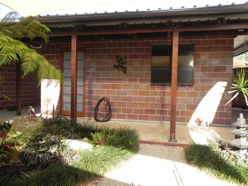97 Oakview Drive, Redridge QLD 4660