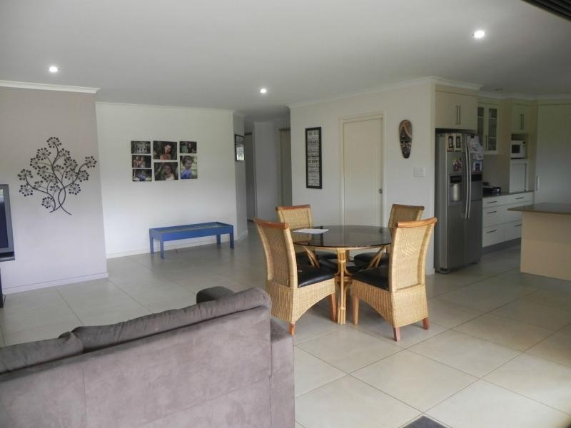 120 Park Avenue, Abington Heights, North Isis QLD 4660