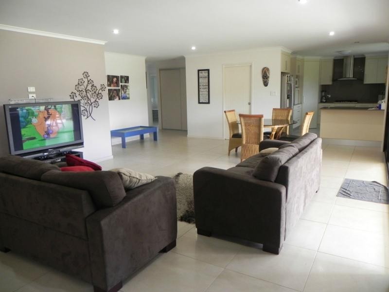 120 Park Avenue, Abington Heights, North Isis QLD 4660