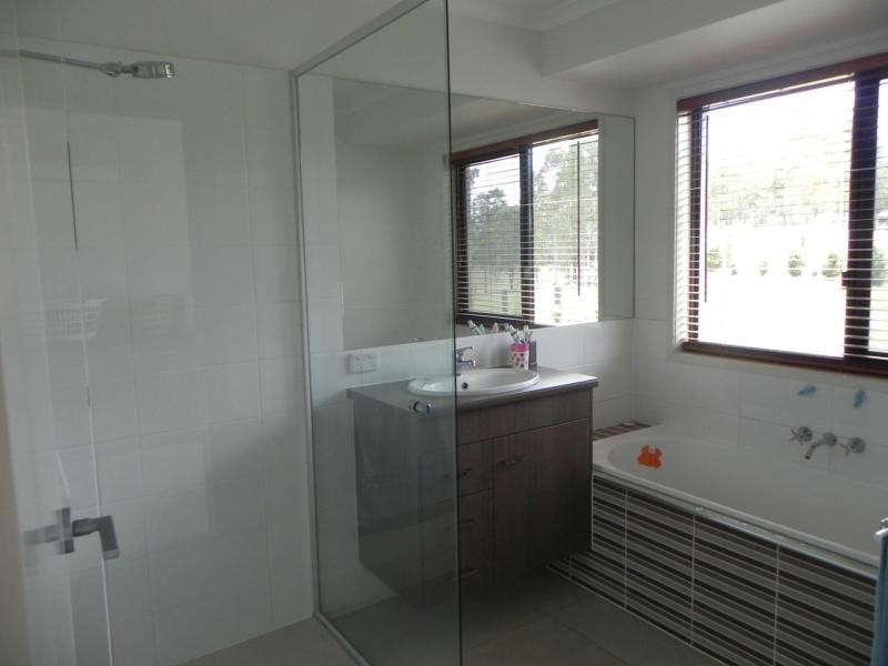 120 Park Avenue, Abington Heights, North Isis QLD 4660