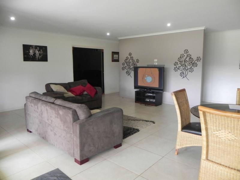 120 Park Avenue, Abington Heights, North Isis QLD 4660