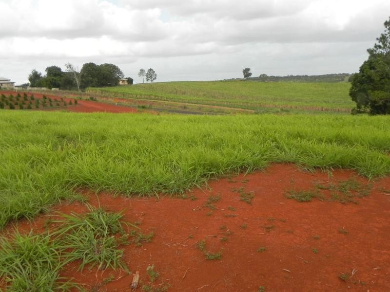 L21 Rainbows Road, Childers, South Isis QLD 4660