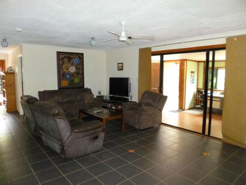 106 Gelsominos Road, Childers, South Isis QLD 4660