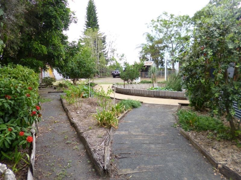 106 Gelsominos Road, Childers, South Isis QLD 4660