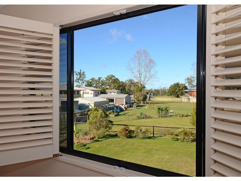 1 Burrumba Drive, Buxton QLD 4660