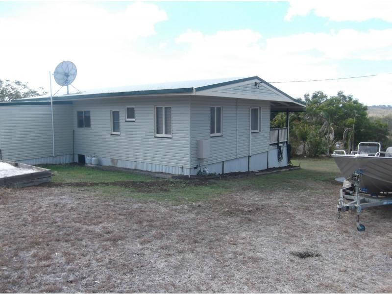 8047 Isis Highway, Dallarnil QLD 4621