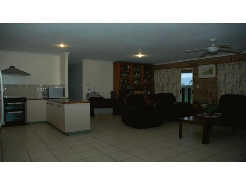 439 Sully Dowdings Road, Pine Creek QLD 4670