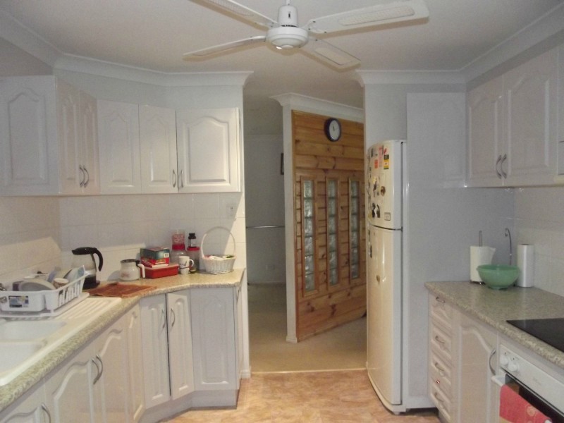 4 Kimber Street, Biggenden QLD 4621