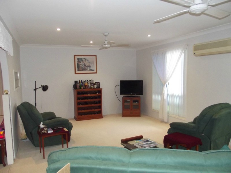 4 Kimber Street, Biggenden QLD 4621