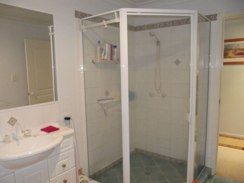 4 Kimber Street, Biggenden QLD 4621