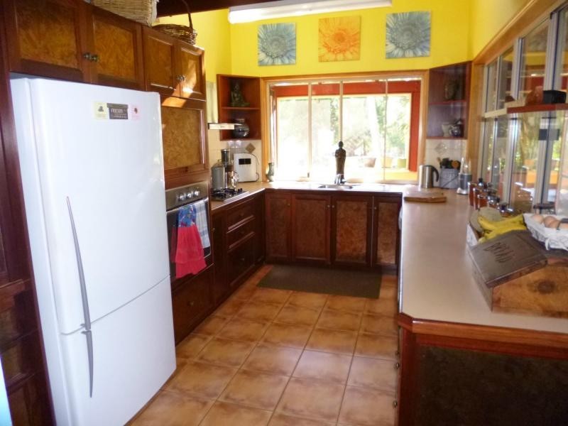 82 Bunns Road, Childers, Apple Tree Creek QLD 4660