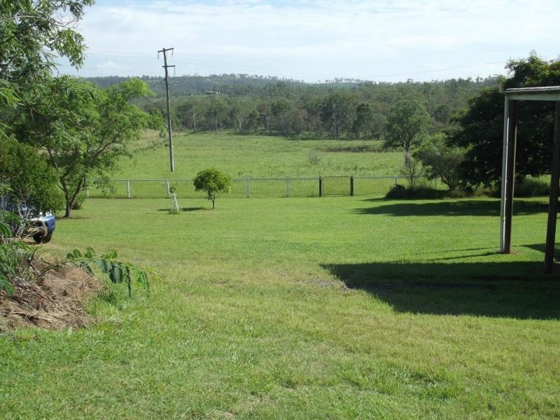 8047 Isis Highway, Dallarnil QLD 4621