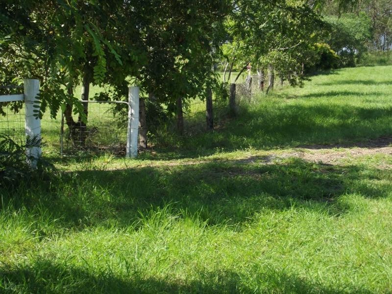 8047 Isis Highway, Dallarnil QLD 4621