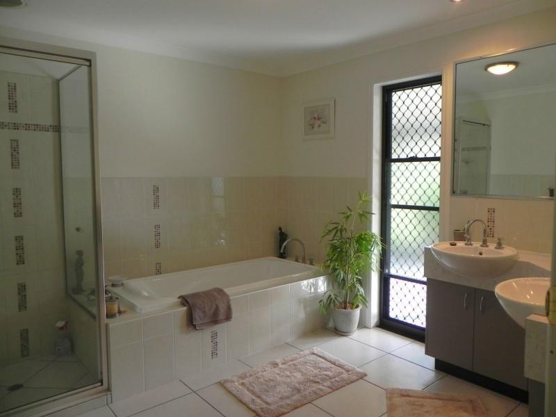 3 Talinga Court, Redridge QLD 4660