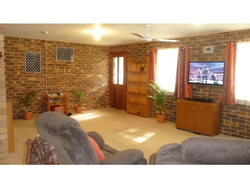 Isis Central QLD 4660