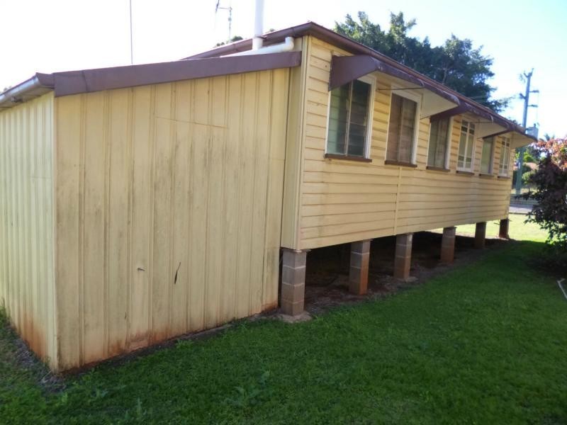 14 North Street, Childers QLD 4660