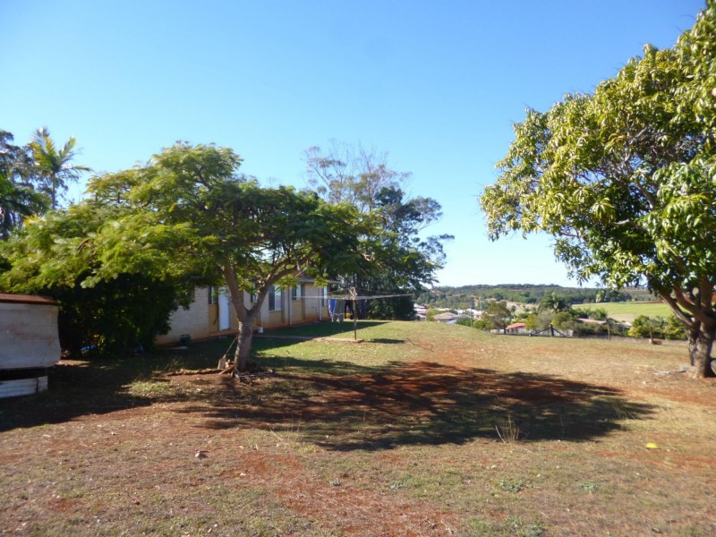 16 Taylor Street, Childers QLD 4660