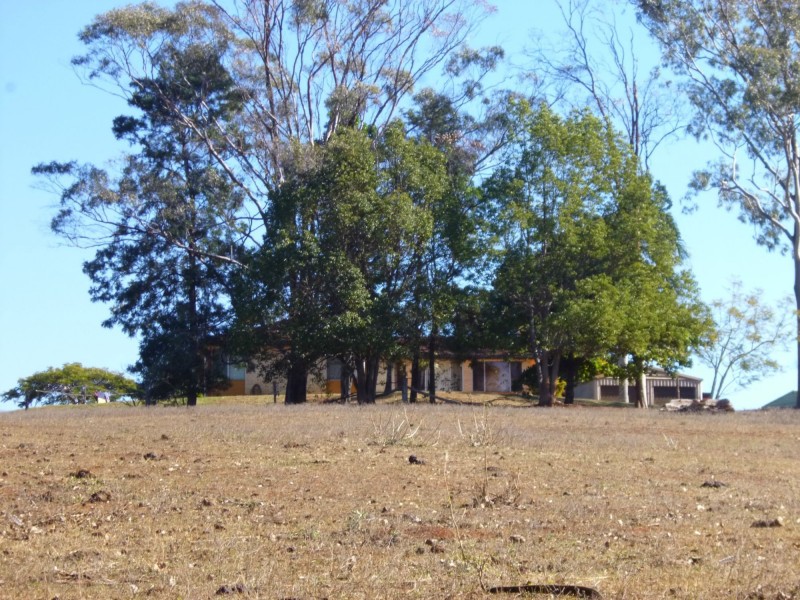 16 Taylor Street, Childers QLD 4660