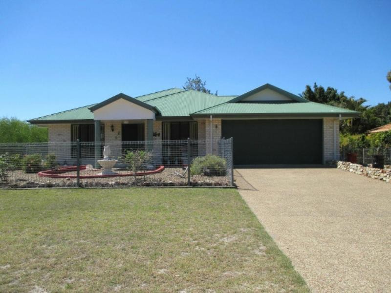 8 Acacia Street, Woodgate QLD 4660