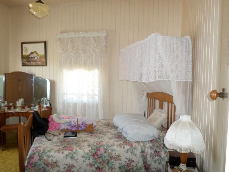 12 Broadhurst Street, Childers QLD 4660