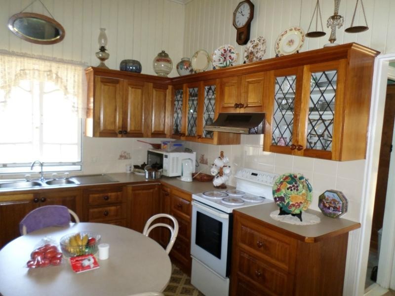 12 Broadhurst Street, Childers QLD 4660